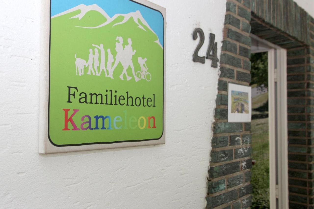 Familie Hotel Kameleon Elleringhausen エクステリア 写真