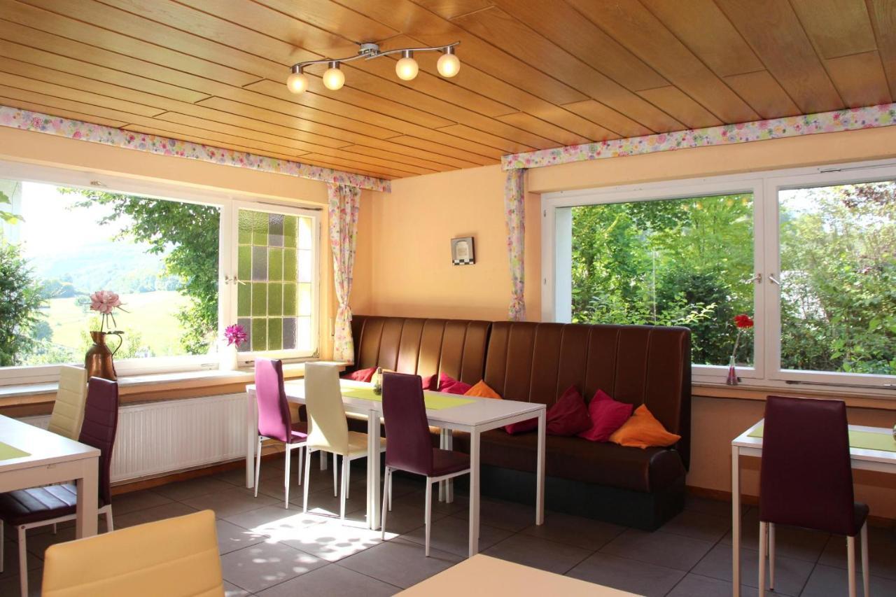 Familie Hotel Kameleon Elleringhausen エクステリア 写真